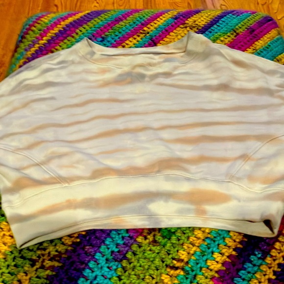 Aeropostale SMALL Cream and Tan Striped Cropped Sweatshirt EUC-like new - Picture 1 of 4